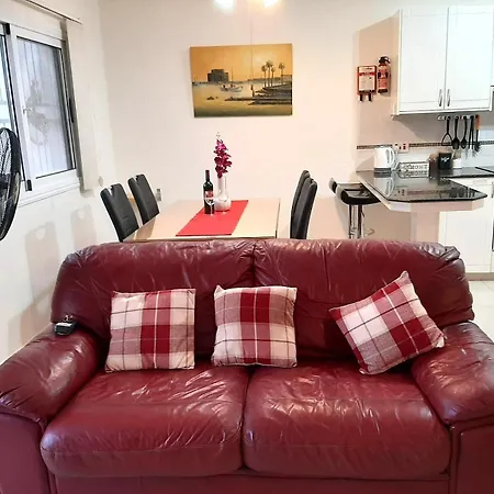 Дом отдыха H&o Sea View Beachfront Пафос