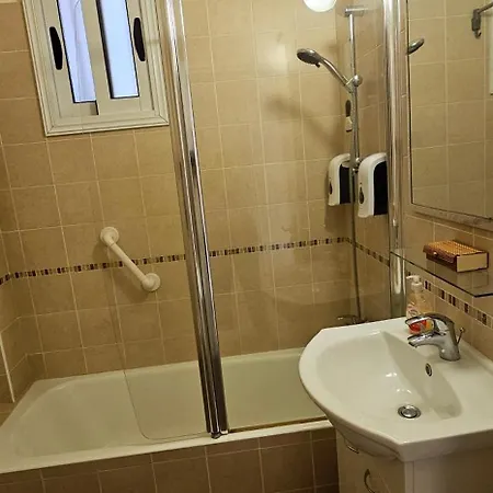 H&o Sea View Lighthouse Tatil Evi Pafos