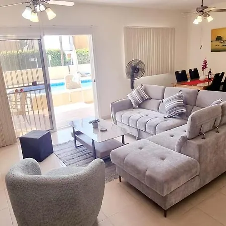 H&o Sea View Lighthouse Tatil Evi Pafos