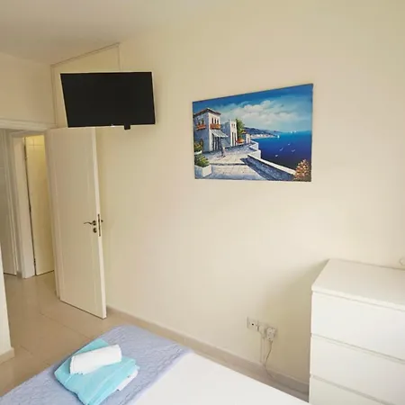 Дом отдыха H&o Sea View Beachfront Пафос