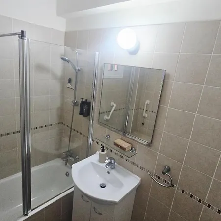 H&o Sea View Beachfront Дом отдыха Пафос