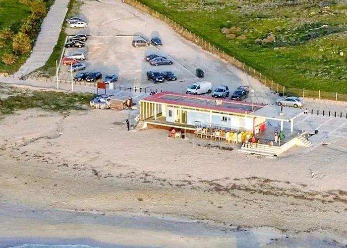 H&o Sea View Lighthouse